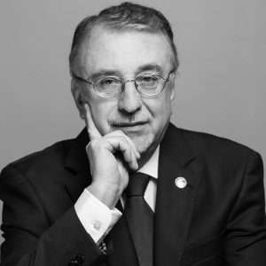 Enrique Ayala Mora
